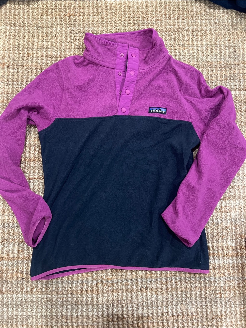 Patagonia women’s Two-Tone Snap-Front Fleece Pullover - Purple/Black